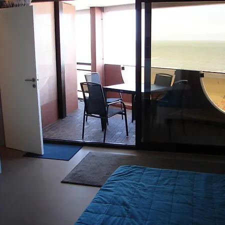 With Seaview アパート ブランケンベルヘ
